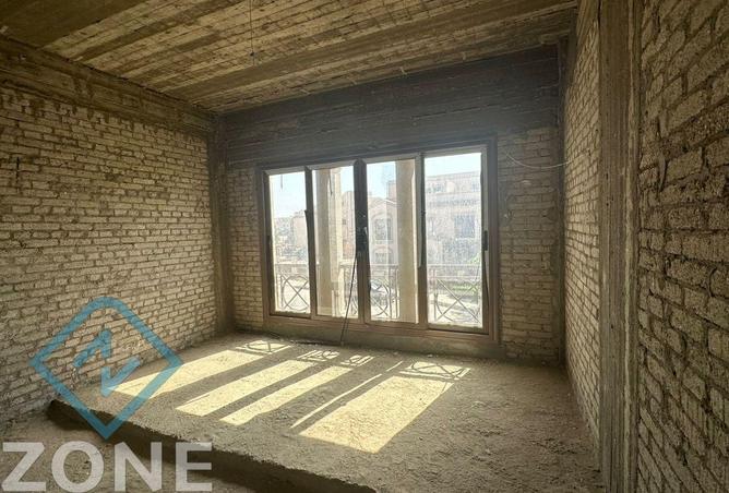 8443505 - Property Image 2