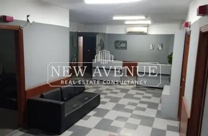 مساحات مكتبية - استوديو - 1 حمام للبيع في شارع الخليفه المأمون - روكسي - مصر الجديدة - القاهرة