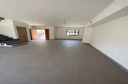 دوبلكس - 3 غرف نوم - 3 حمامات للبيع في كمبوند البروج - كمبوندات الشروق - مدينة الشروق - القاهرة