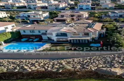 Villa - 5 Bedrooms - 6 Bathrooms for sale in Levana - Uptown Cairo - Mokattam - Cairo
