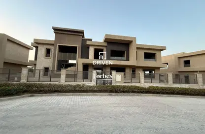 فيلا - 7 غرف نوم - 8 حمامات للبيع في نيو جيزة - طريق مصر اسكندرية الصحراوي - مدينة 6 أكتوبر - الجيزة