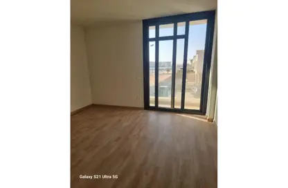 فيلا - 3 غرف نوم - 4 حمامات للايجار في كمبوند البروج - كمبوندات الشروق - مدينة الشروق - القاهرة