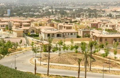 Apartment - 2 Bedrooms - 2 Bathrooms for sale in The Fourteen Golf Residences - Uptown Cairo - Mokattam - Cairo
