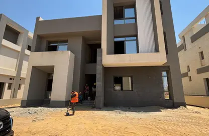 Villa - 3 Bedrooms - 4 Bathrooms for sale in Saada Compound - New Cairo City - Cairo