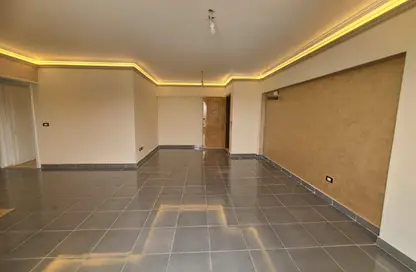 Apartment - 3 Bedrooms - 1 Bathroom for sale in Arabeya - South Investors Area - New Cairo City - Cairo