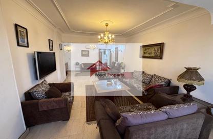Apartment - 3 Bedrooms - 2 Bathrooms for rent in Taha Hussein St. - Zamalek - Cairo
