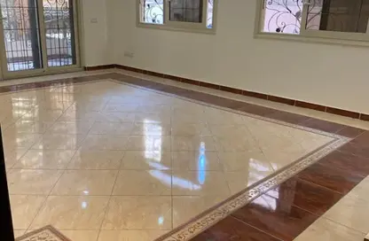 شقة - 3 غرف نوم - 2 حمامات للايجار في عمارات البنفسج - البنفسج - مدينة القاهرة الجديدة - القاهرة