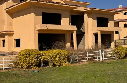 Villa - 6 Bedrooms - 6 Bathrooms for sale in Madinaty - Cairo