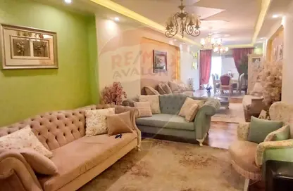 Apartment - 4 Bedrooms - 3 Bathrooms for sale in Al Naqib Ahmed Mamdouh St. - Saba Basha - Hay Sharq - Alexandria
