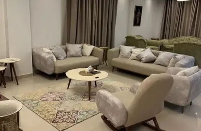 Apartment - 3 Bedrooms - 2 Bathrooms for rent in Al Shouyfat St. - District 1 - The 5th Settlement - New Cairo City - Cairo