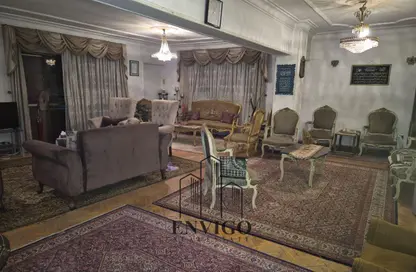 Apartment - 4 Bedrooms - 3 Bathrooms for sale in Mohamed Hassan Badran St. - 6th Zone - Nasr City - Cairo