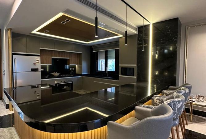 8075965 - Property Image 2
