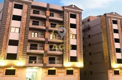 Apartment - 3 Bedrooms - 2 Bathrooms for sale in Sarayat El-Kattameya - El Katameya Compounds - El Katameya - New Cairo City - Cairo
