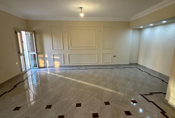 8128990 - Property Main Image