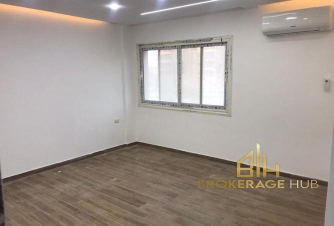 8363050 - Property Image 3