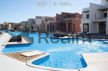 Chalet - 2 Bedrooms - 2 Bathrooms for sale in Makadi Orascom Resort - Makadi - Hurghada - Red Sea