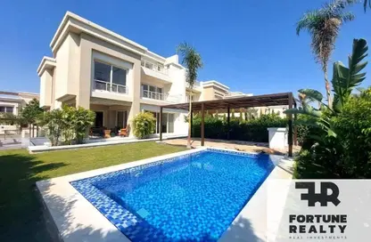 فيلا - 6 غرف نوم - 7 حمامات للايجار في كايرو فيستيفال سيتى - المستثمرين الشمالية - مدينة القاهرة الجديدة - القاهرة