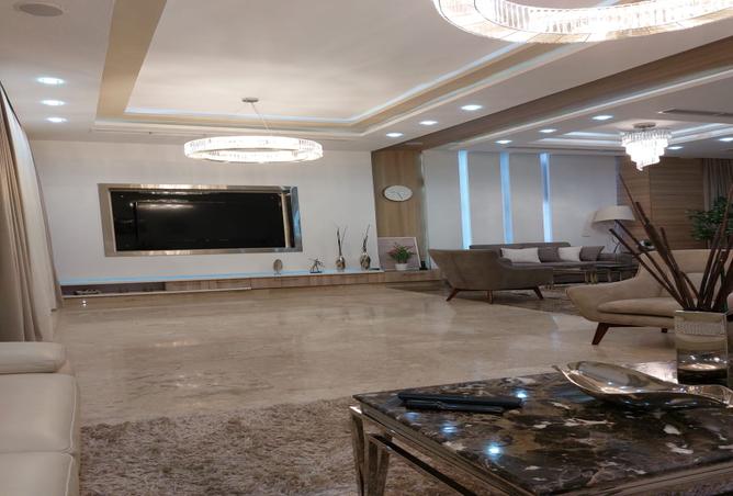 7977544 - Property Image 2
