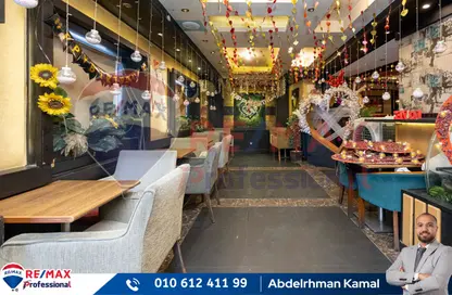Restaurant - Studio - 2 Bathrooms for sale in Al Geish Road - Cleopatra - Hay Sharq - Alexandria