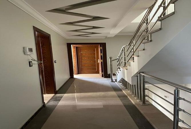 8047466 - Property Image 2