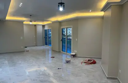 Apartment - 3 Bedrooms - 2 Bathrooms for rent in South Lotus - El Lotus - New Cairo City - Cairo