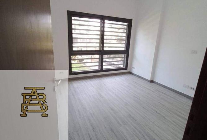 8430101 - Property Image 3