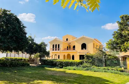 Villa - 5 Bedrooms - 4 Bathrooms for sale in Privado - Madinaty - Cairo