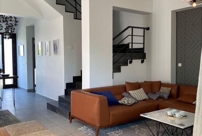 8552683 - Property Image 2