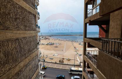 شقة - 2 غرف نوم - 2 حمامات للبيع في حي اول المنتزة - الاسكندرية