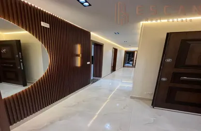 Apartment - 3 Bedrooms - 3 Bathrooms for sale in Madinaty - Cairo
