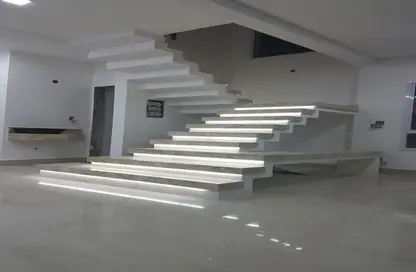 Villa - 5 Bedrooms - 4 Bathrooms for sale in Village West - Sheikh Zayed Compounds - Sheikh Zayed City - Giza