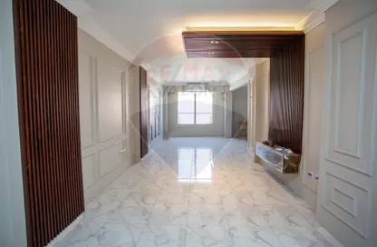 Duplex - 4 Bedrooms - 2 Bathrooms for sale in 14th of May Bridge - Smouha - Hay Sharq - Alexandria