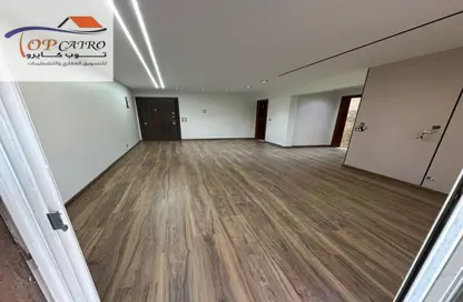 Apartment - 2 Bedrooms - 2 Bathrooms for sale in Madinaty - Cairo