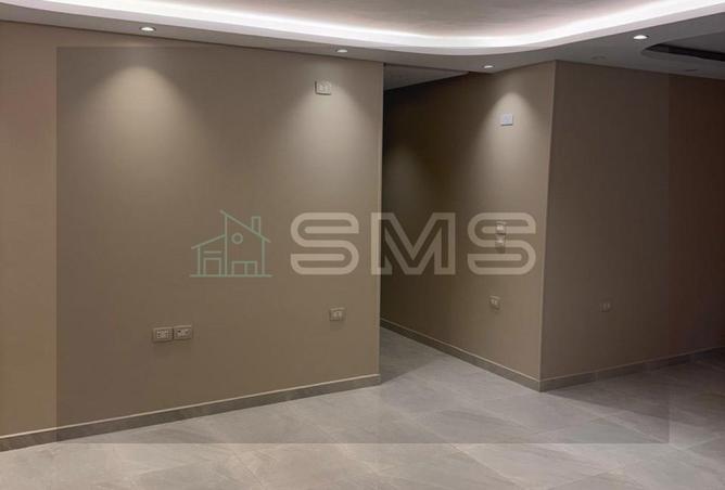 8304539 - Property Image 2