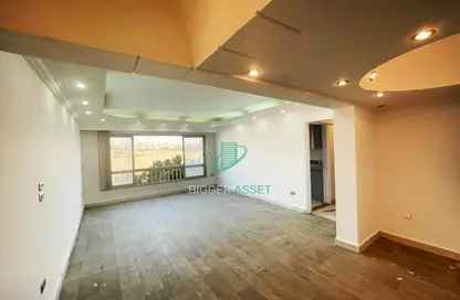 مساحات مكتبية - استوديو - 2 حمامات للايجار في شارع 232 - دجلة - حي المعادي - القاهرة