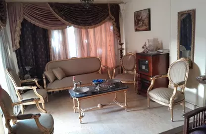 Apartment - 3 Bedrooms - 2 Bathrooms for sale in Mahmoud Khairy St. - 1st Zone - Nasr City - Cairo