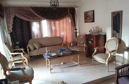Apartment - 3 Bedrooms - 2 Bathrooms for sale in Mahmoud Khairy St. - 1st Zone - Nasr City - Cairo