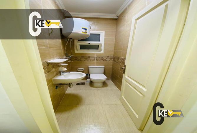 8389081 - Property Image 2