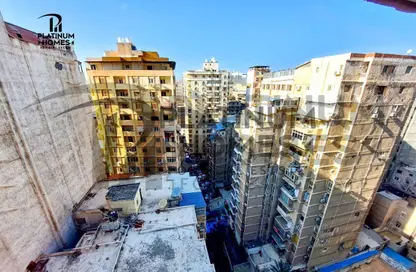 شقة - 3 غرف نوم - 2 حمامات للبيع في لوران - حي شرق - الاسكندرية