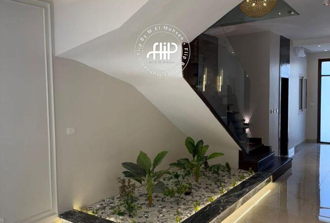 7864321 - Property Image 2