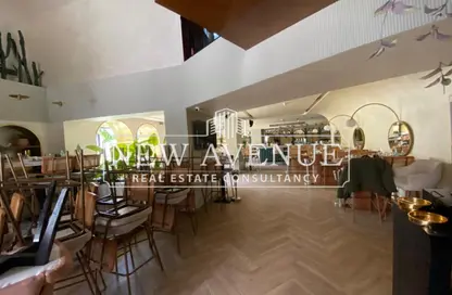 محل - استوديو - 2 حمامات للايجار في شارع الميرغني - ارض الجولف - مصر الجديدة - القاهرة