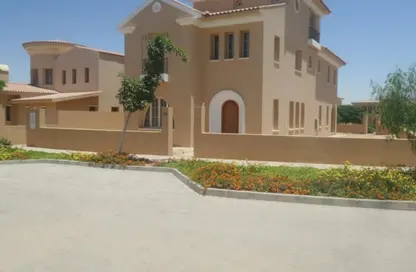 Villa - 4 Bedrooms - 6 Bathrooms for sale in Hyde Park - 5th Settlement Compounds - The 5th Settlement - New Cairo City - Cairo