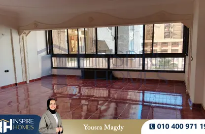 شقة - 2 غرف نوم - 1 حمام للايجار في سموحة - حي شرق - الاسكندرية