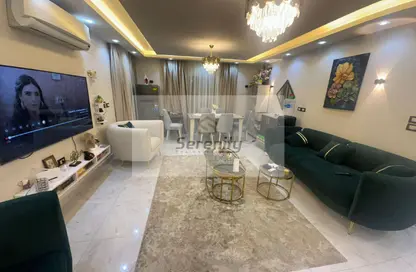 شقة - 2 غرف نوم - 2 حمامات للبيع في كرونز ساراي - كمبوندات مدينة المستقبل - مدينة المستقبل - القاهرة
