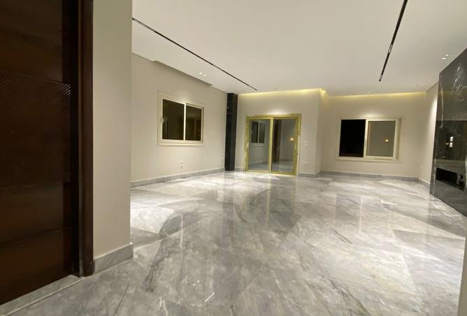 8296090 - Property Main Image