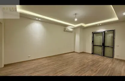 شقة - 3 غرف نوم - 4 حمامات للايجار في ذا كورت يارد - الحي الثاني عشر - الشيخ زايد - الجيزة