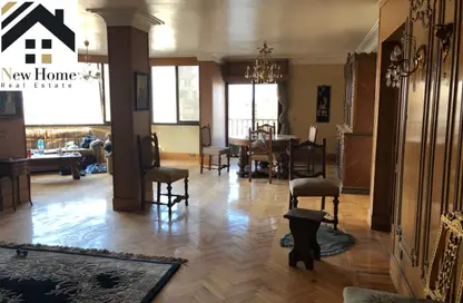 Apartment - 5 Bedrooms - 4 Bathrooms for sale in Ahmed Orabi St. - Mohandessin - Giza