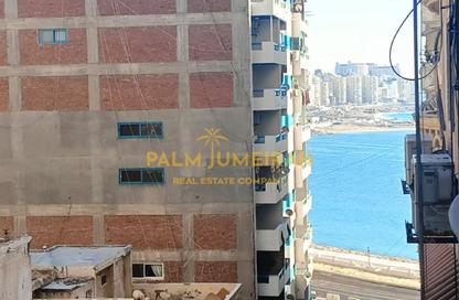 Apartment - 3 Bedrooms - 2 Bathrooms for sale in Kaaed Asrab Al Behar St. - Miami - Hay Awal El Montazah - Alexandria