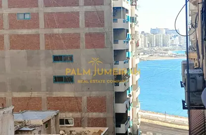 Apartment - 3 Bedrooms - 2 Bathrooms for sale in Kaaed Asrab Al Behar St. - Miami - Hay Awal El Montazah - Alexandria