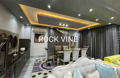 Apartment - 4 Bedrooms - 3 Bathrooms for sale in Al Khamayel city - Sheikh Zayed Compounds - Sheikh Zayed City - Giza